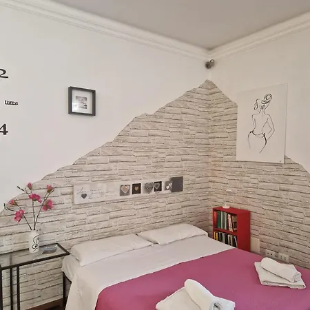 A Casa Di Delia - Stazione Fidene 民宿 *