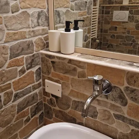 A Casa Di Delia - Stazione Fidene בית אירוח רומא